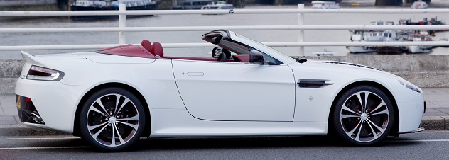 Aston Martin V12 Vantage Roadster,  car spec, curb weight, dimensions, horse power