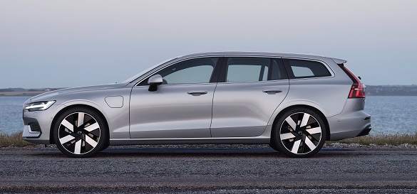 Volvo V60 II Recharge 2.0 T6 2021, horse power, technical specifications, car spec, curb weight